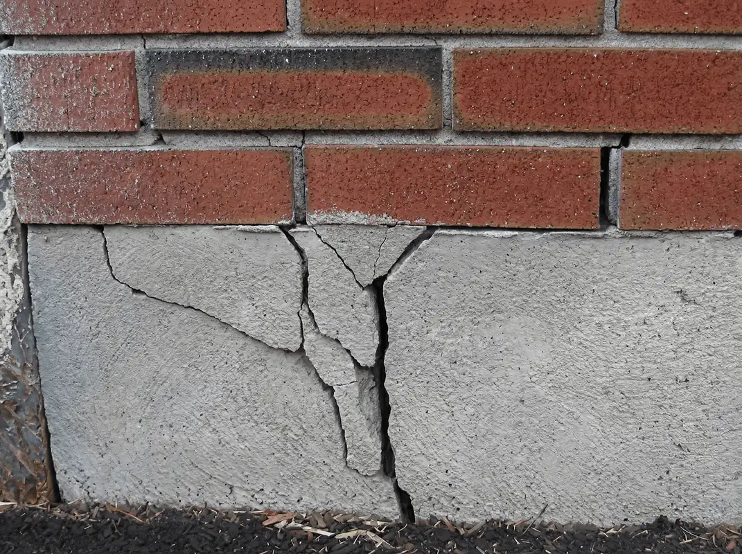 Concrete foundation with serious structural damage in Las Vegas, NV